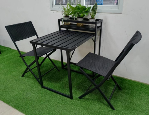 Plastik Çelik Bahçe Katlanır Masa ve Sandalyeler Çiçek Standlı 5mm Temperli Cam